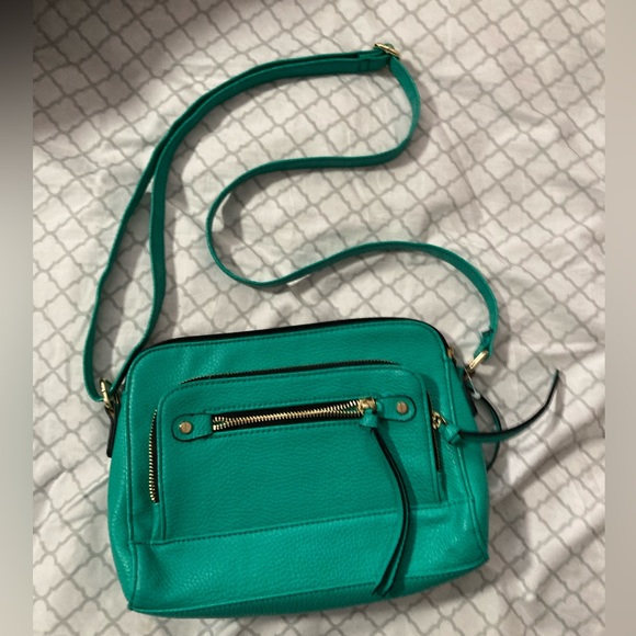 Apt 9 Green Cross Body Zippered Small Purse Bag. - Picture 4 of 12